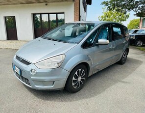 Usato 2008 Ford S-MAX 2.0 Diesel 140 CV (4.500 €)