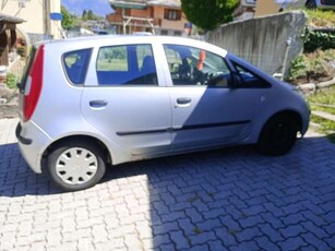 Usato 2008 Mitsubishi Colt 1.1 Benzin 75 CV (700 €)