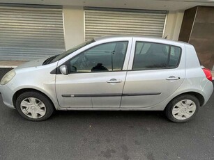 Usato 2008 Renault Clio 1.5 Diesel 68 CV (3.000 €)