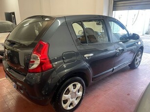 Usato 2009 Dacia Sandero 1.4 LPG_Hybrid 75 CV (3.200 €)