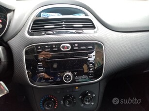 Usato 2011 Fiat Punto Evo 1.3 Diesel 75 CV (3.900 €)