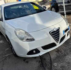 Usato 2012 Alfa Romeo Giulietta 2.0 Diesel 140 CV (5.500 €)