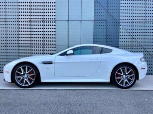 Usato 2013 Aston Martin V8 4.7 Benzin 436 CV (89.900 €)