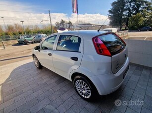 Usato 2013 Fiat Grande Punto 1.4 CNG_Hybrid 77 CV (4.000 €)