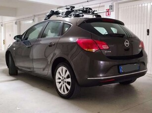 Usato 2014 Opel Astra 1.4 CNG_Hybrid 140 CV (6.800 €)