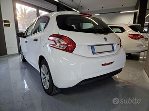 Usato 2014 Peugeot 208 1.4 Diesel (4.200 €)