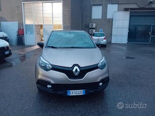 Usato 2015 Renault Captur 1.5 Diesel 90 CV (8.999 €)