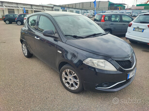 Usato 2016 Lancia Ypsilon 1.2 Benzin 69 CV (8.500 €)