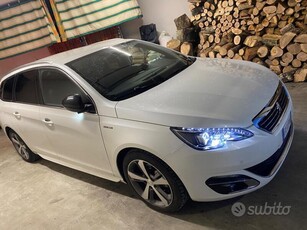 Usato 2017 Peugeot 308 1.6 Diesel 120 CV (12.000 €)