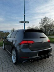 Usato 2017 VW Golf 2.0 Benzin 245 CV (26.900 €)