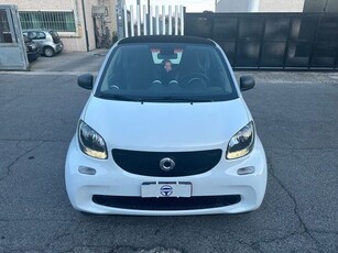 Usato 2018 Smart ForTwo Coupé 1.0 Benzin 71 CV (12.900 €)