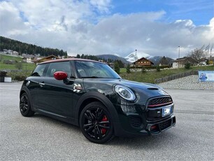 Usato 2020 Mini John Cooper Works 2.0 Benzin 231 CV (22.500 €)