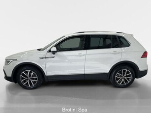 Usato 2021 VW Tiguan 1.5 Benzin 131 CV (27.800 €)