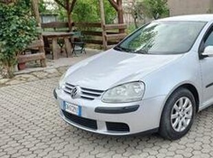 Volkswagen Golf 1.6 Comfortline 5p