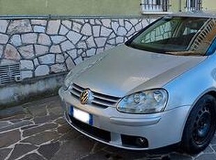 VOLKSWAGEN Golf 5ª serie - 2005