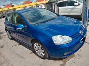 VOLKSWAGEN Golf 5ª serie - 2005