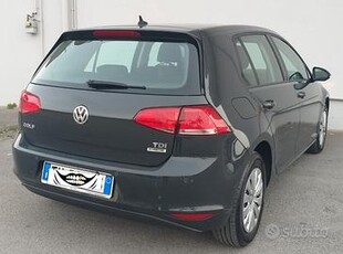 VOLKSWAGEN Golf 7ª serie 1.6 tdi - 2017