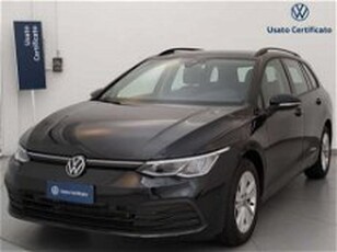 Volkswagen Golf Variant 1.5 eTSI EVO ACT DSG Life del 2023 usata a Busto Arsizio