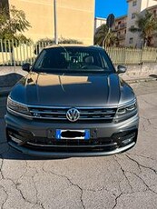 Volkswagen Tiguan 2.0 150cv anno 2019