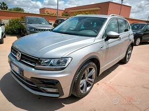 Volkswagen Tiguan 2.0 TDI 150 CV SCR DSG R-Line