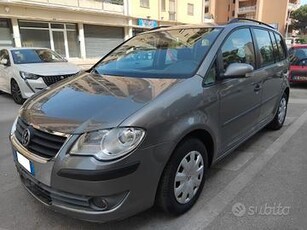 VOLKSWAGEN TOURAN 1.6 GPL SCADE 2029