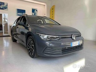 Vw Golf Variant 2.0 tdi Life 150cv dsg