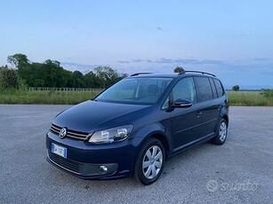 VW TOURAN 1.6 d 7 POSTI