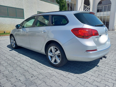 Usato 2013 Opel Astra 1.7 Diesel 110 CV (5.999 €)