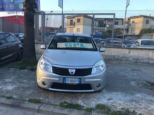 Dacia Sandero 1.4 8V GPL auto pari al nuovo