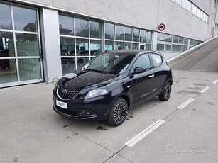 Lancia Ypsilon My24 402 Platino 1.0