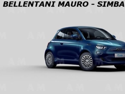 Fiat 500e Action Berlina 23,65 kWh nuovo