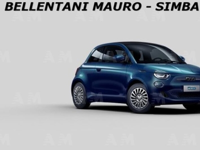 Fiat 500e Action Berlina 23,65 kWh nuovo