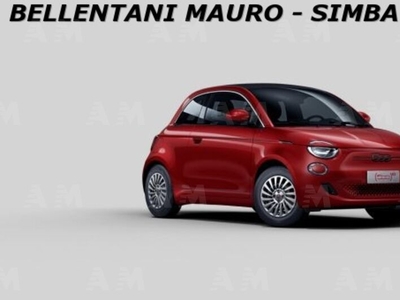 Fiat 500e Action Berlina 23,65 kWh nuovo