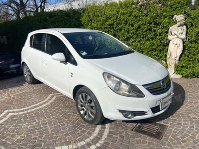 Opel Corsa 1.3 CDTI 75CV 5 porte Cosmo usato