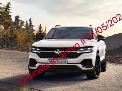 VOLKSWAGEN Touareg 3.0 V6 TDI 286 CV SCR R-Line