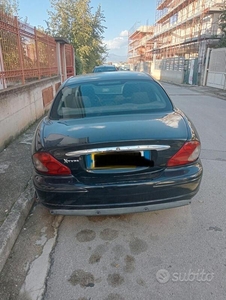 Usato 2005 Jaguar X-type 2.0 Diesel 131 CV (2.800 €)