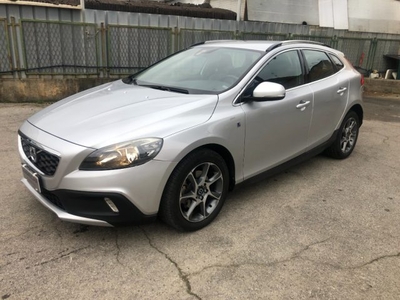 2015 VOLVO V40 Cross Country