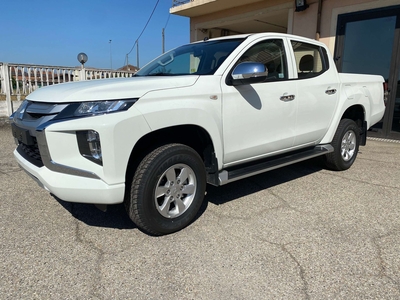 Mitsubishi L200 Cab 2.2 Instyle 110 kW