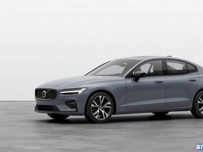 Volvo S60 Mild Hybrid B5 AWD Automatico Ultimate Dark Corciano