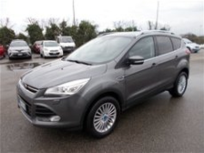 Ford Kuga 2.0 TDCI 163 CV 4WD Powershift Titanium del 2014 usata a Piacenza