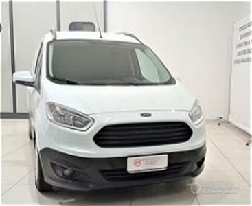 Ford Transit Courier 1.5 TDCi 75CV Trend del 2018 usata a Maglie