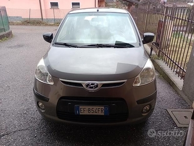 HYUNDAI i10 1ª serie - 2010