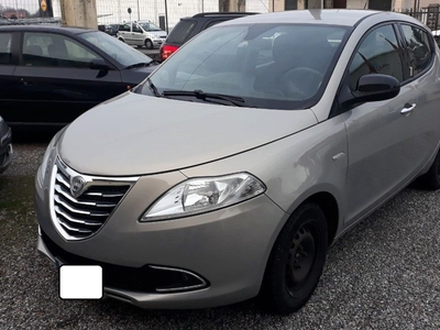 Lancia Ypsilon 1.2 69 CV