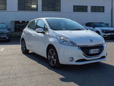 Peugeot 208 PureTech 82