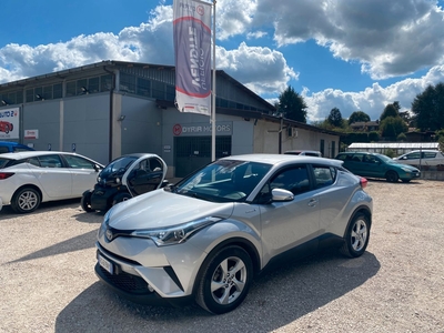 Toyota C-HR 1.8 Hybrid E-CVT Active 84.000 km