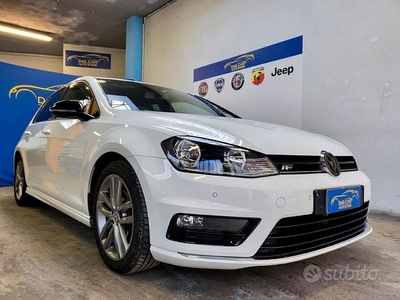 Volkswagen Golf 1.4 R Line TSI 125cv 5p.