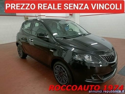 Lancia Y 1.0 FireFly 5 porte Hybrid Gold Roma