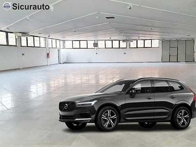 Volvo xc60 B4 (d) AWD Geartronic R-design da Sicurauto S.r.lÂ