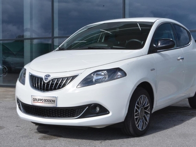 Lancia Ypsilon III 2021 1.0 firefly hybrid Gold Plus s and s 70cv