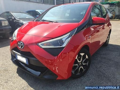 Toyota Aygo Connect 1.0 VVT-i 72 CV 5 porte x-fun Piacenza